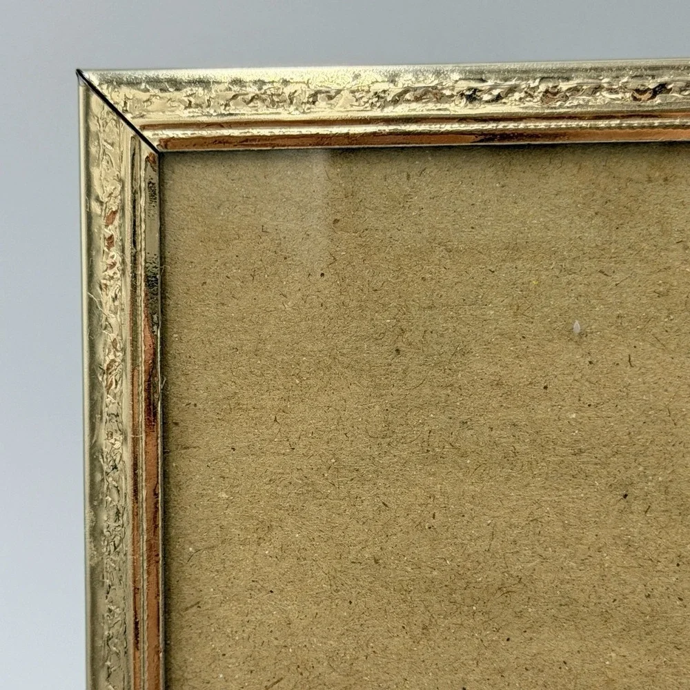 VTG‎ Gold Tone 5x7 Picture Frame Ornate Hollywood Regency Vanity Decor Coquette